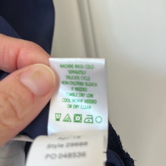 Lilly Gramercy Top in True Navy/ sleeveless, flowy top - Picture 9 of 11